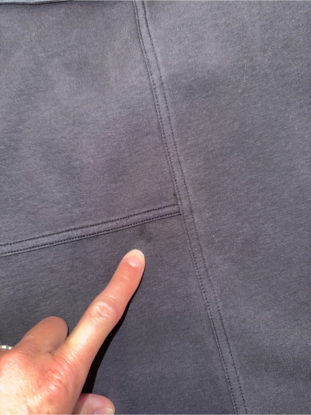 Lululemon cotton blend women’s Black Cargo Sweatpants size 12 - Picture 4 of 11
